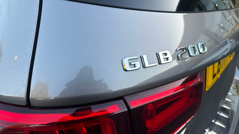 Mercedes-Benz GLB 200 AMG Line Premium 5dr 7G-Tronic Petrol Estate